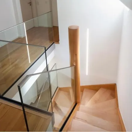 Wunderschone Stadtvilla Mit Topaussicht Апартаменты